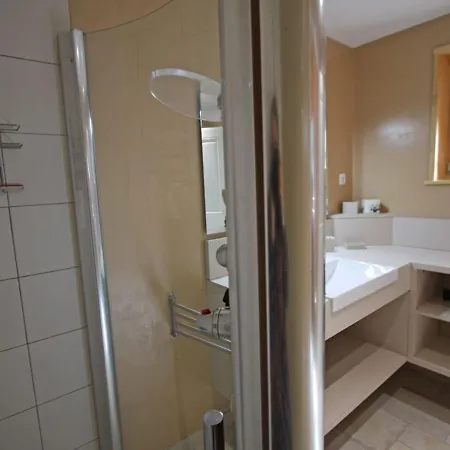 Villa Liézey, 4 pièces, 8 personnes - FR-1-589-330
